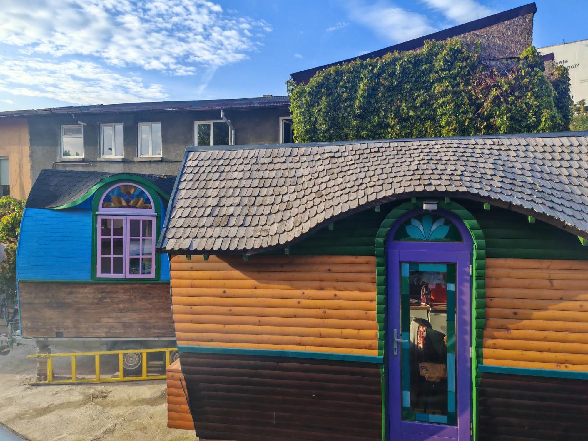 Downtown Tiny Houses Near Cismigiu Gardens Бухарест Екстер'єр фото